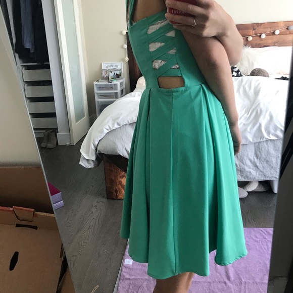 ✨5 for $30✨ ONLY WORN ONCE!! Teal Cutout Dress - Picture 3 of 7